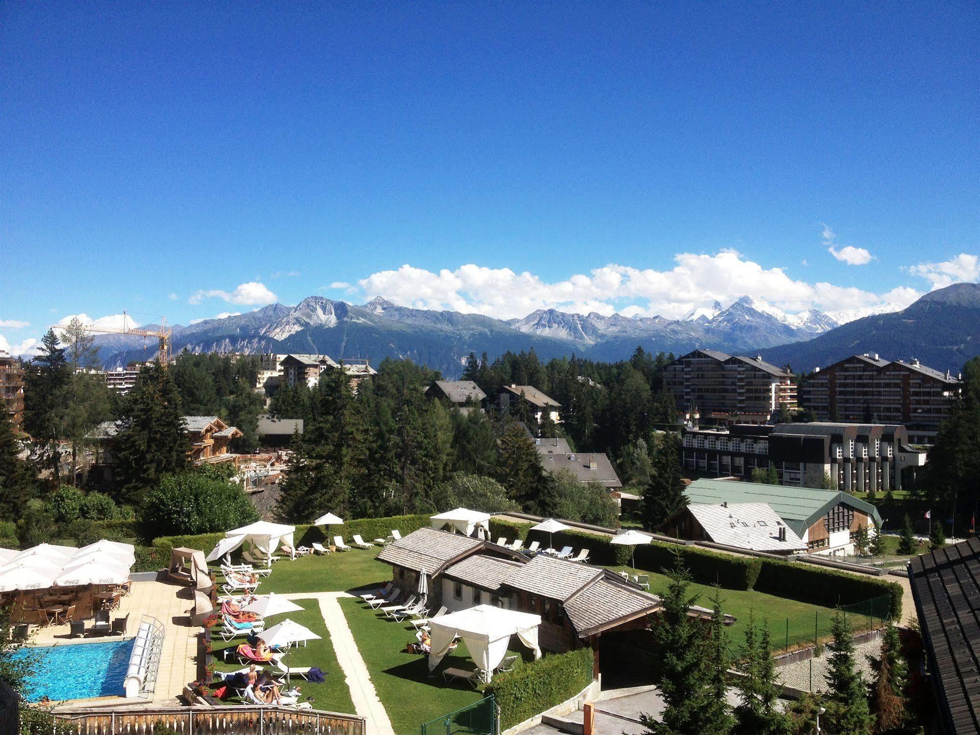 Hostellerie Du Pas De L'Ours "Relais Et Chateaux" Crans-Montana Kültér fotó